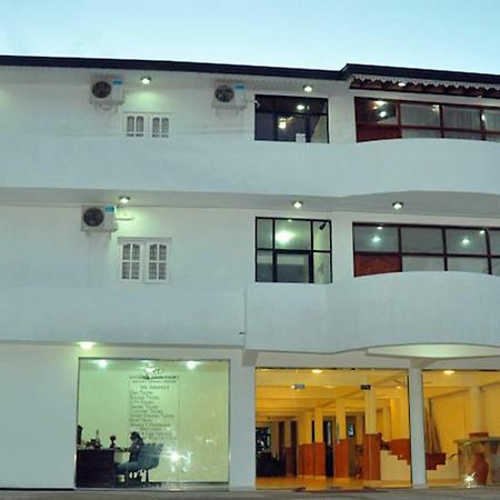 Lanka Beach Hotel Ettukala エクステリア 写真