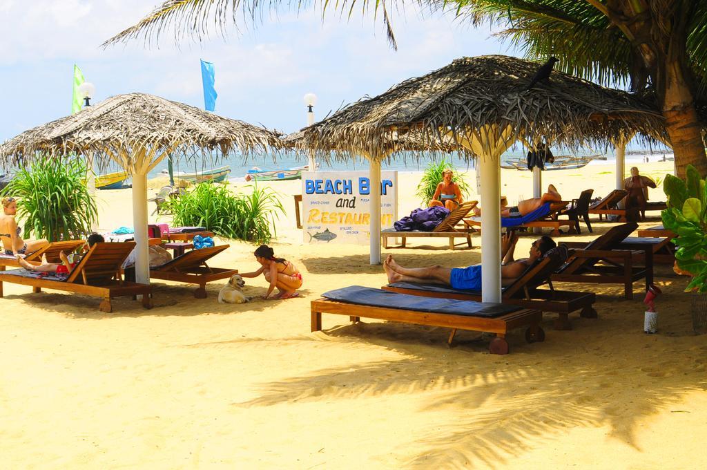 Lanka Beach Hotel Ettukala エクステリア 写真
