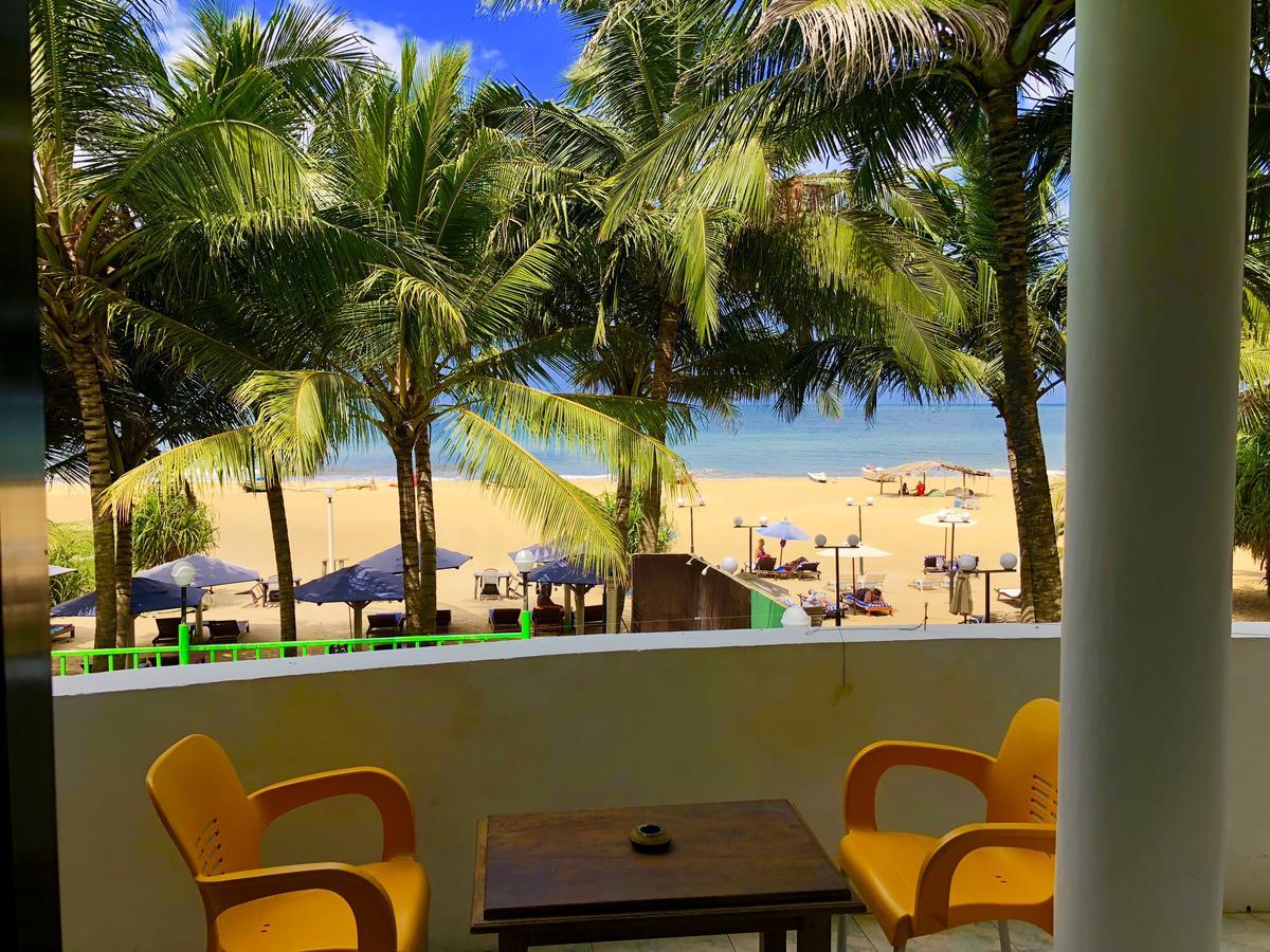 Lanka Beach Hotel Ettukala エクステリア 写真