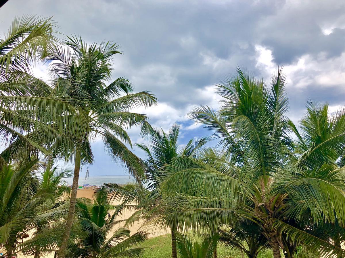 Lanka Beach Hotel Ettukala エクステリア 写真