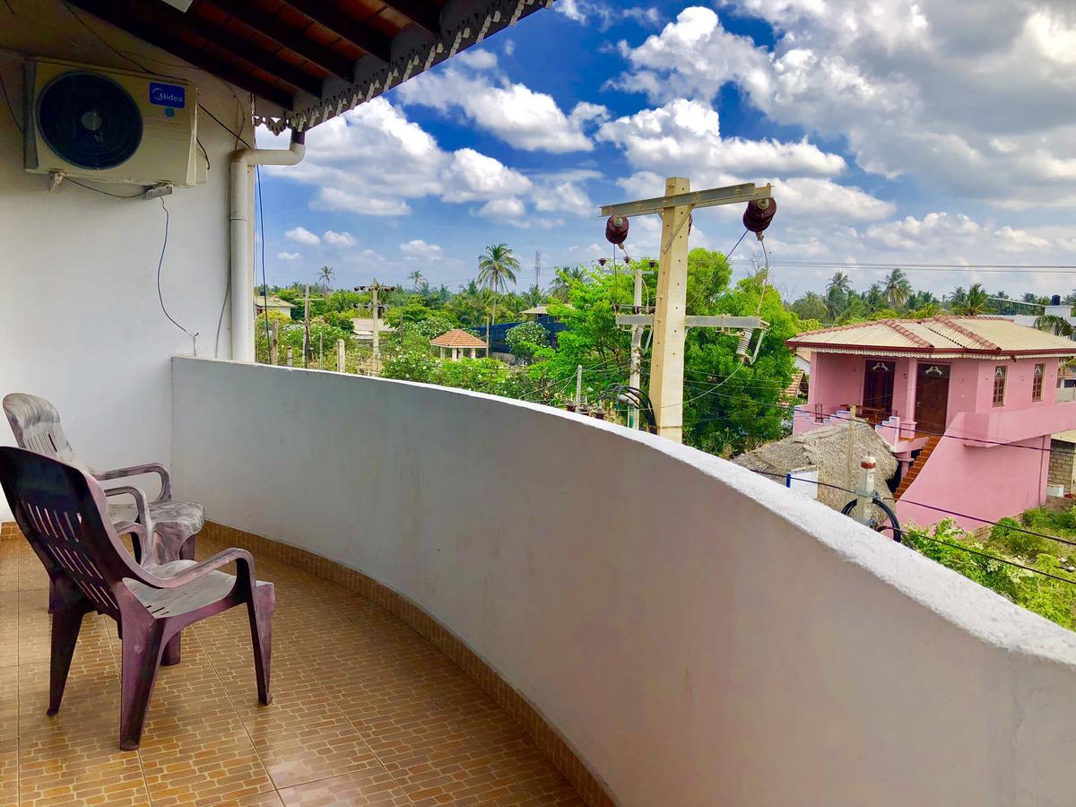 Lanka Beach Hotel Ettukala エクステリア 写真