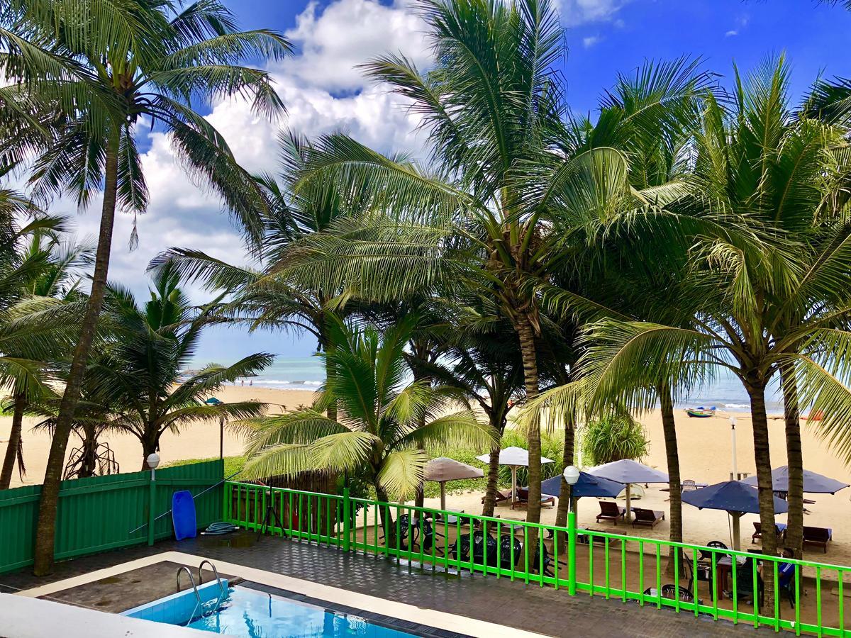Lanka Beach Hotel Ettukala エクステリア 写真